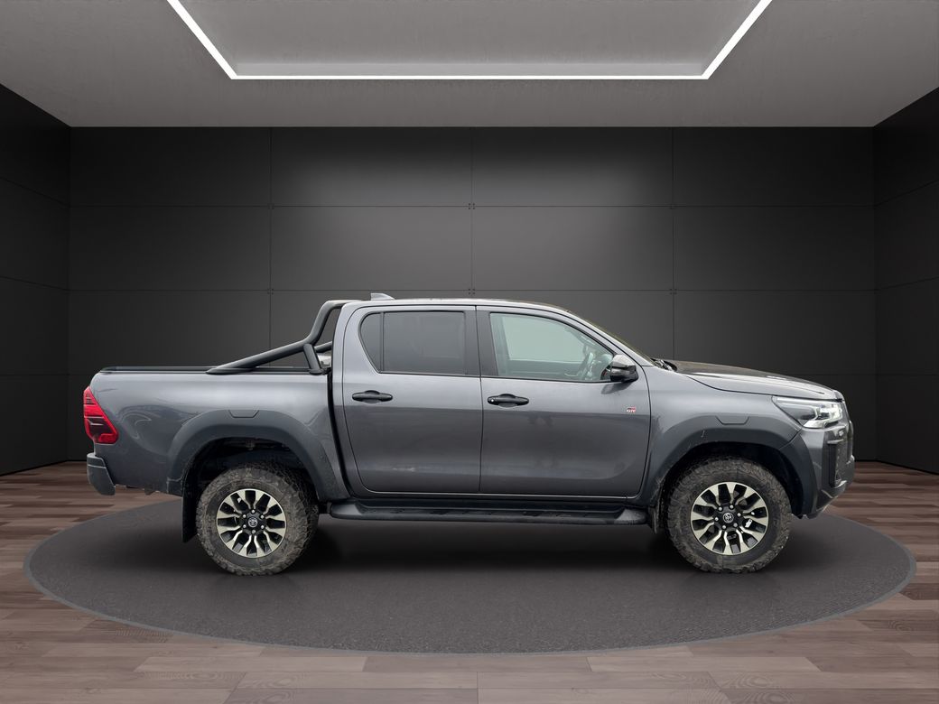 2022 Toyota Hilux