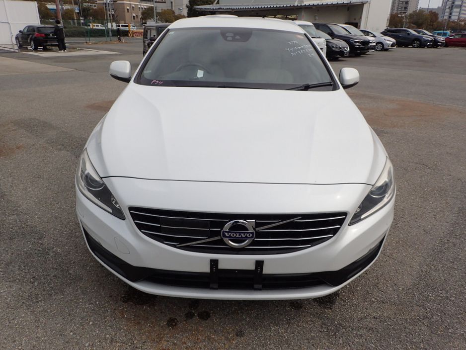 2017 Volvo V60