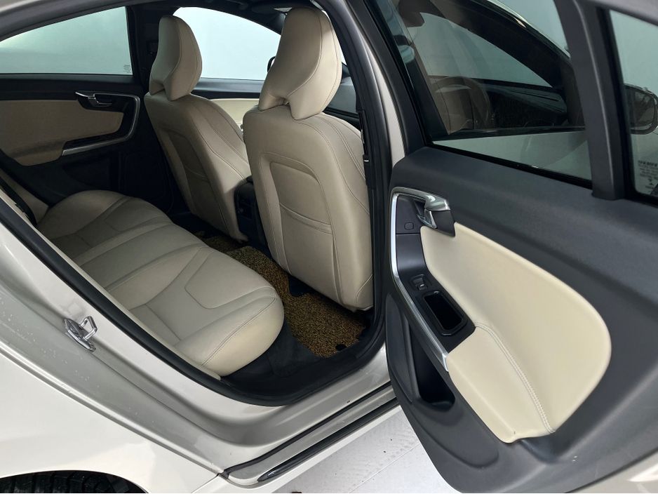 2016 Volvo S60