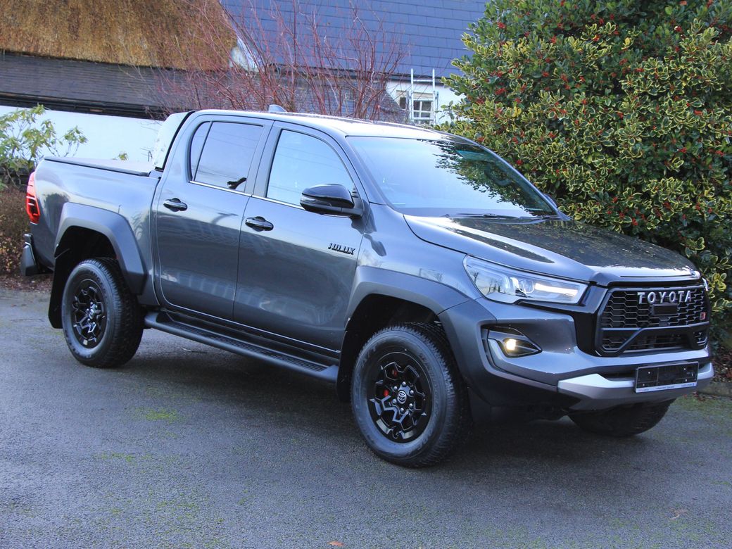 2025 Toyota Hilux