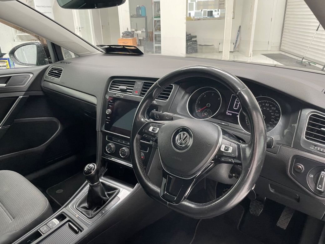 2017 Volkswagen Golf