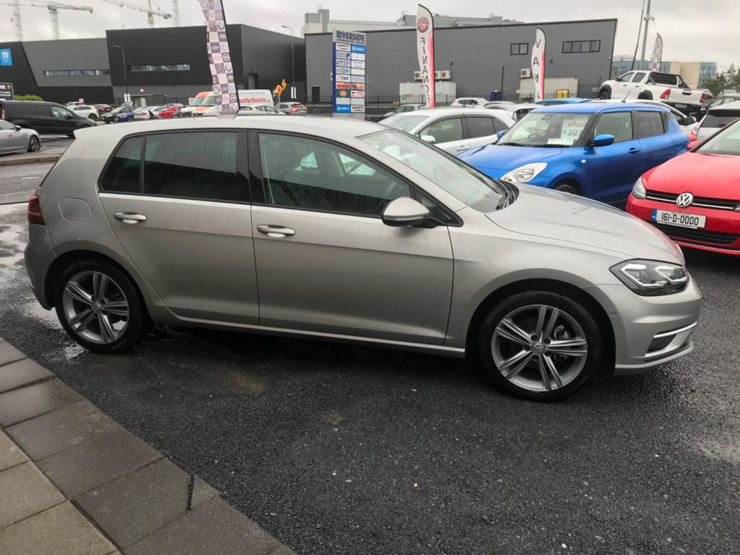 2019 Volkswagen Golf