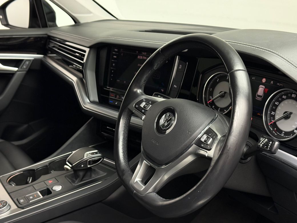 2019 Volkswagen Touareg