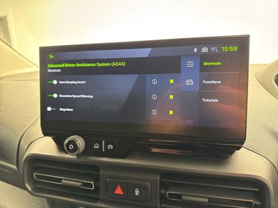 2025 Peugeot Partner