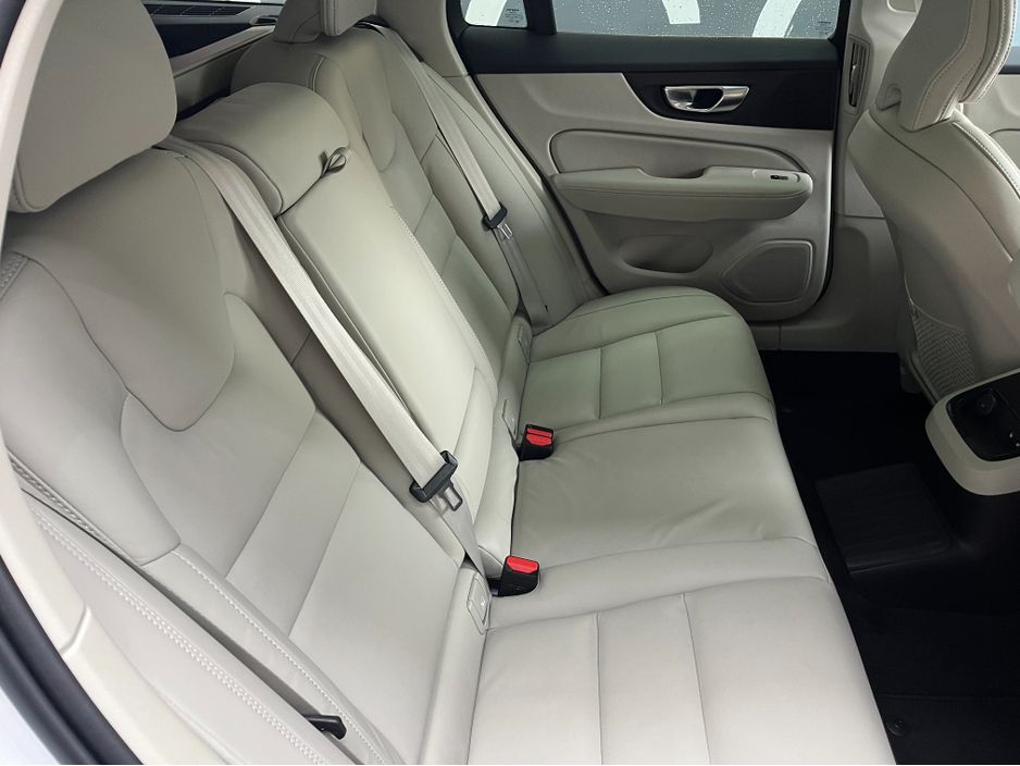 2024 Volvo V60