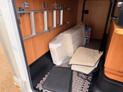 2016 LAIKA ECOVIP 309 LOW PROFILE R.H.D