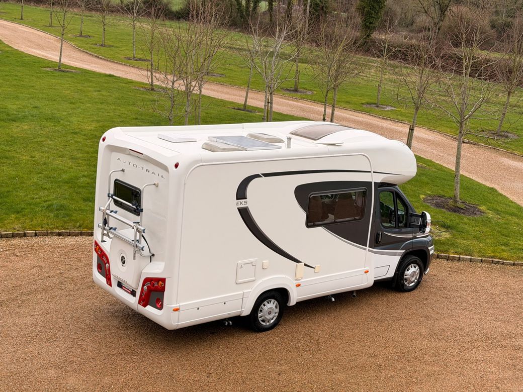 2014 AUTOTRAIL  TRACKER EKS LOW PROFILE R.H.D