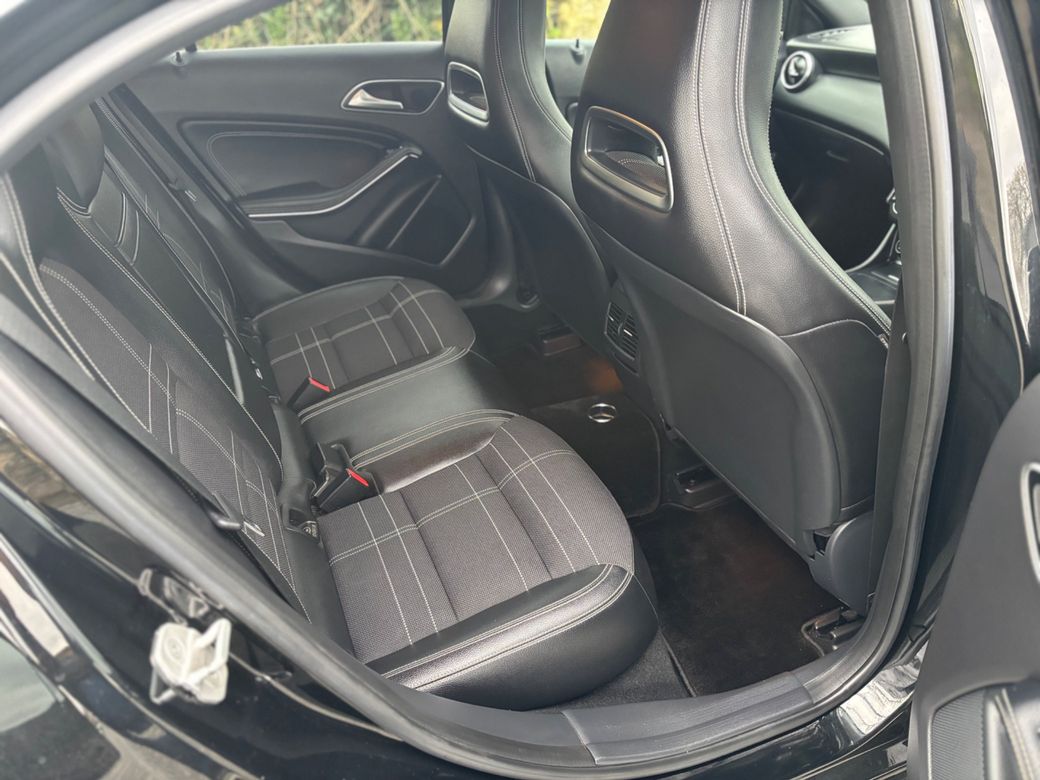 2014 Mercedes-Benz A 180