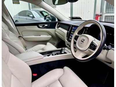 2022 Volvo XC60