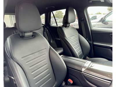 2024 Mercedes-Benz GLC Class