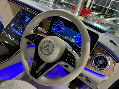2022 Mercedes-Benz EQS
