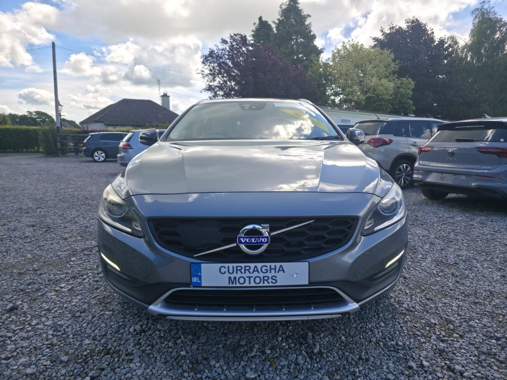 2018 Volvo V60 Cross Country