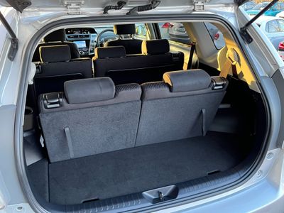 2019 Toyota Prius Alpha