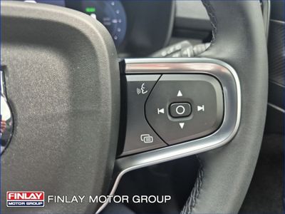 2025 Volvo EX40