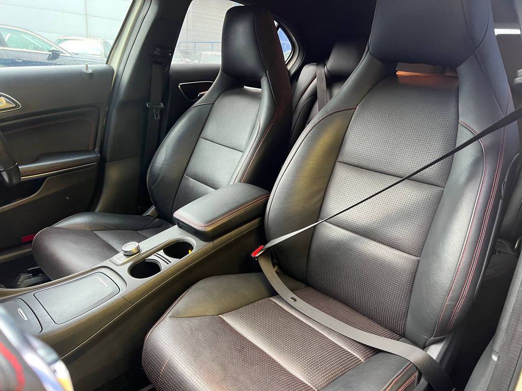 2013 Mercedes-Benz A 180