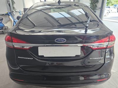 2020 Ford Mondeo