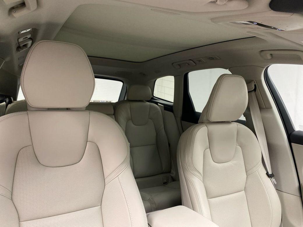 2026 Volvo XC60