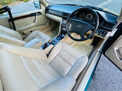 1995 Mercedes-Benz E Class