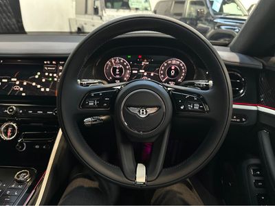 2025 Bentley Flying Spur