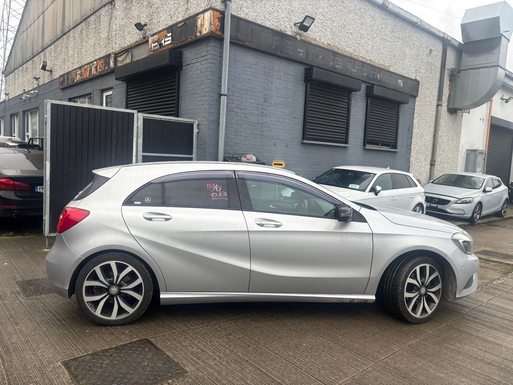 2014 Mercedes-Benz A 180