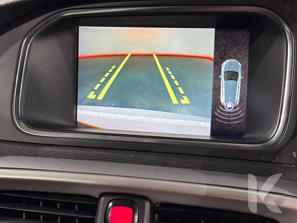2019 Volvo V40