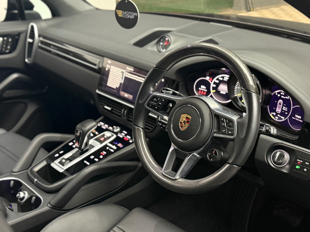 2023 Porsche Cayenne