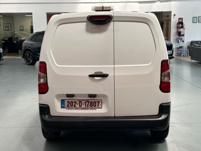 2020 Peugeot Partner
