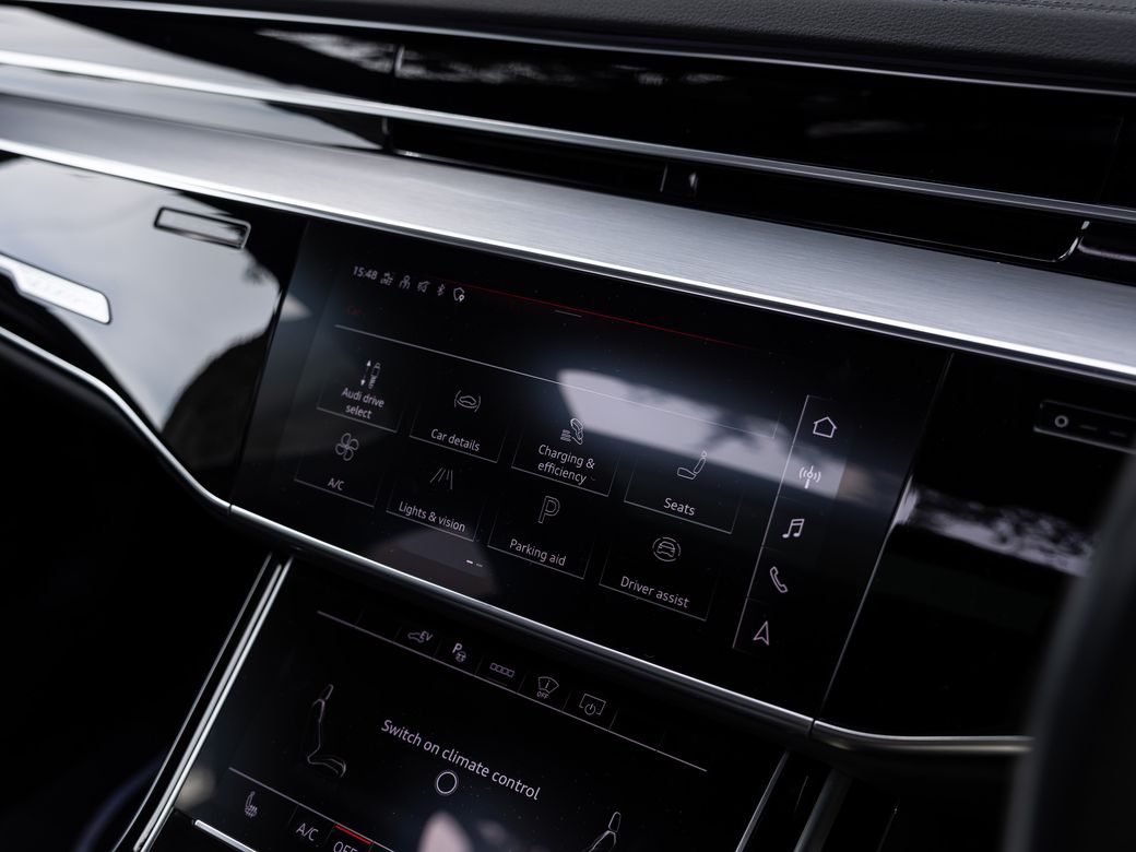 2023 Audi A8