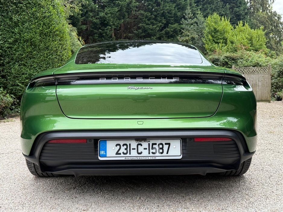 2023 Porsche Taycan
