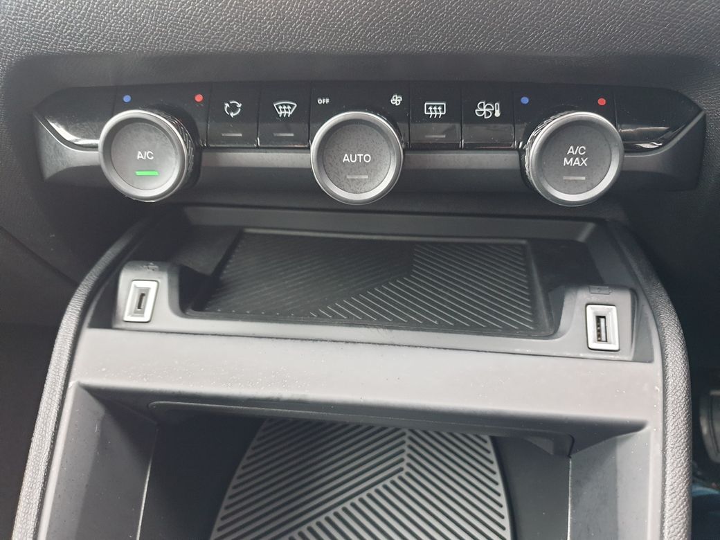 2025 Citroen C4