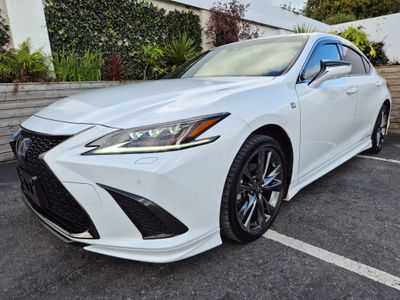 2021 Lexus ES 300h