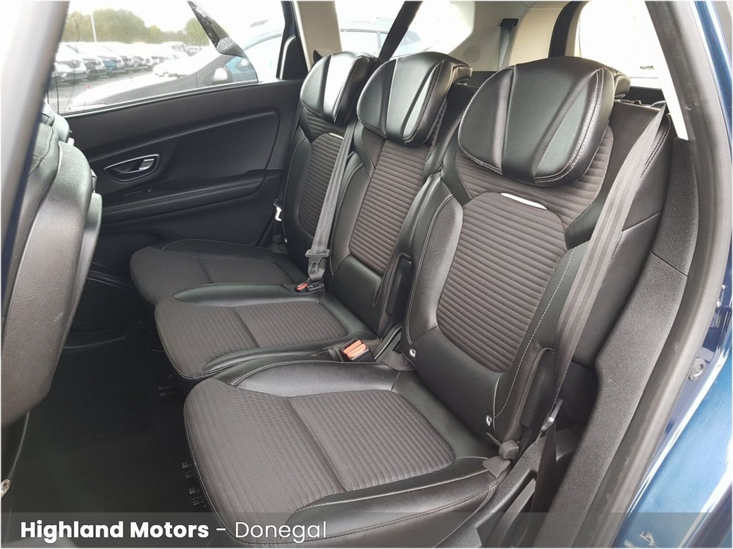 2017 Renault Grand Scenic