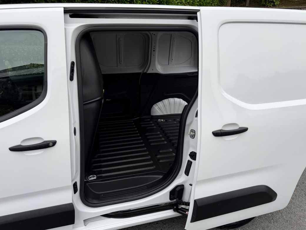 2025 Toyota Proace