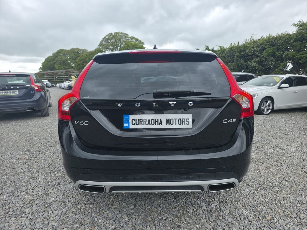 2018 Volvo V60 Cross Country