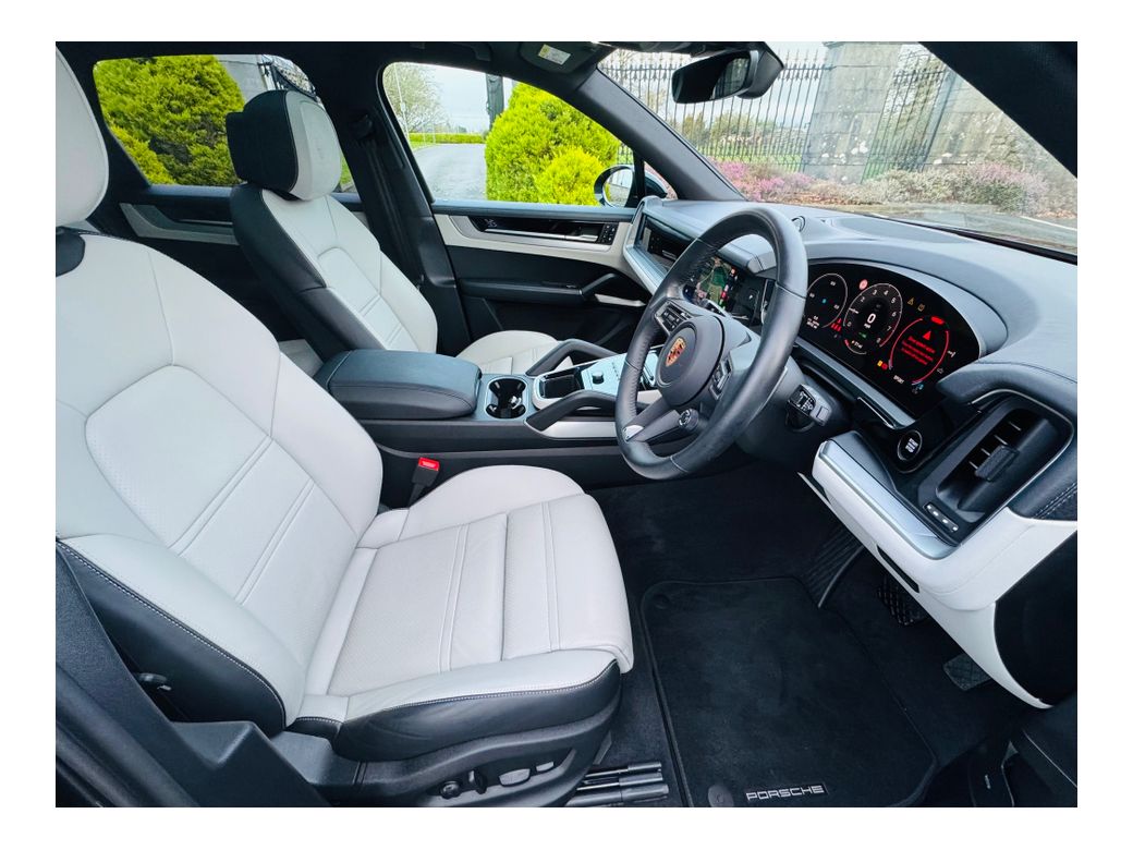 2025 Porsche Cayenne