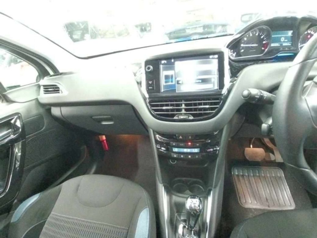 2014 Peugeot 208