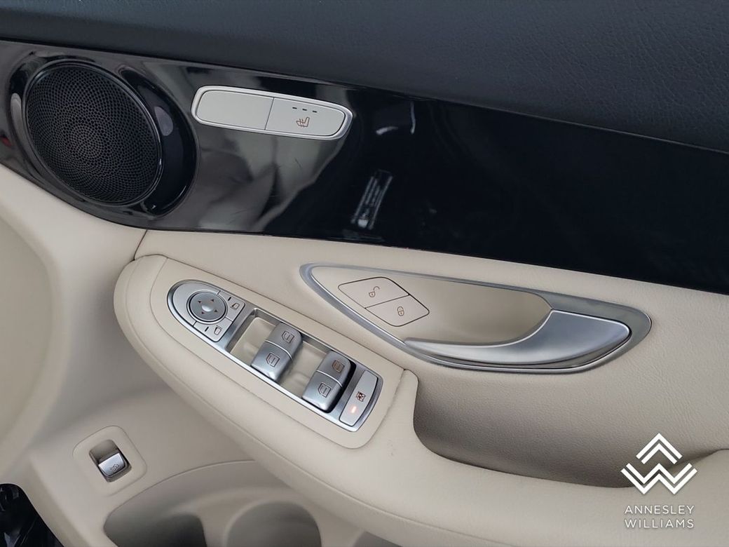 2022 Mercedes-Benz GLC Class