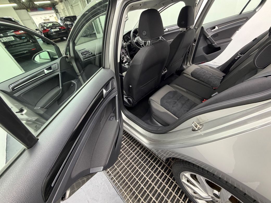 2016 Volkswagen Golf