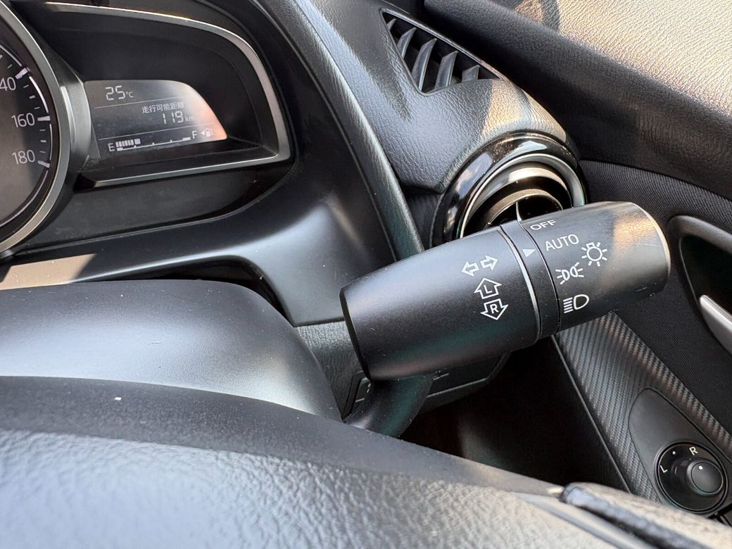 2017 Mazda Demio