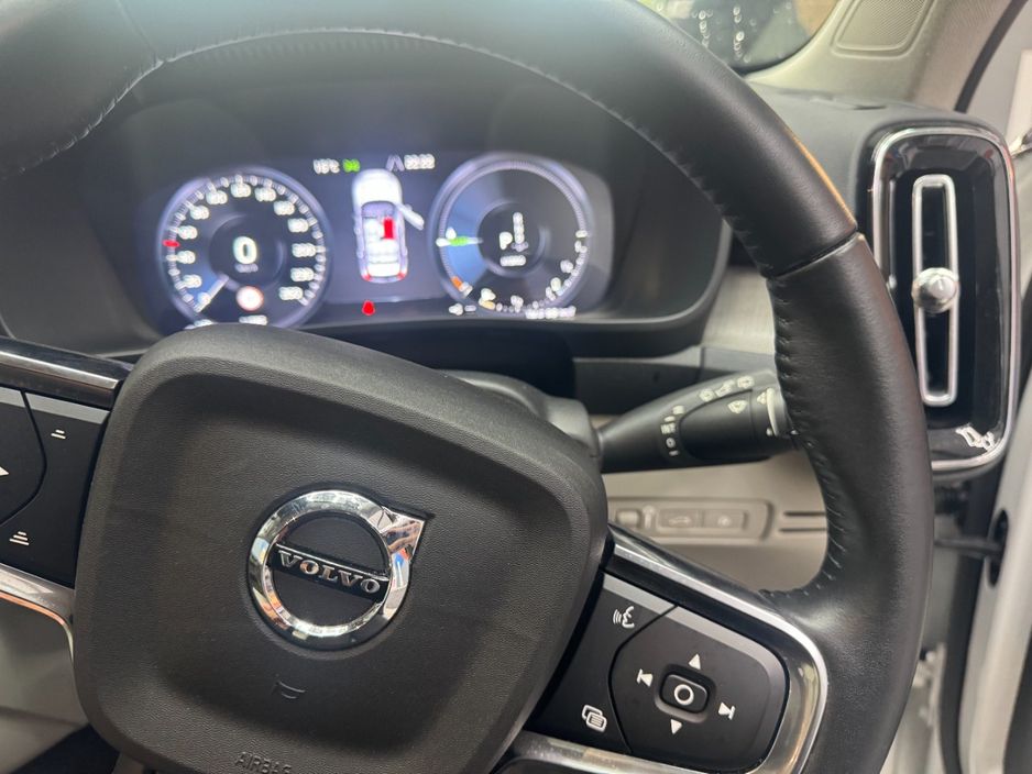 2021 Volvo XC40
