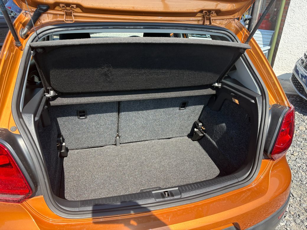 2016 Volkswagen Polo