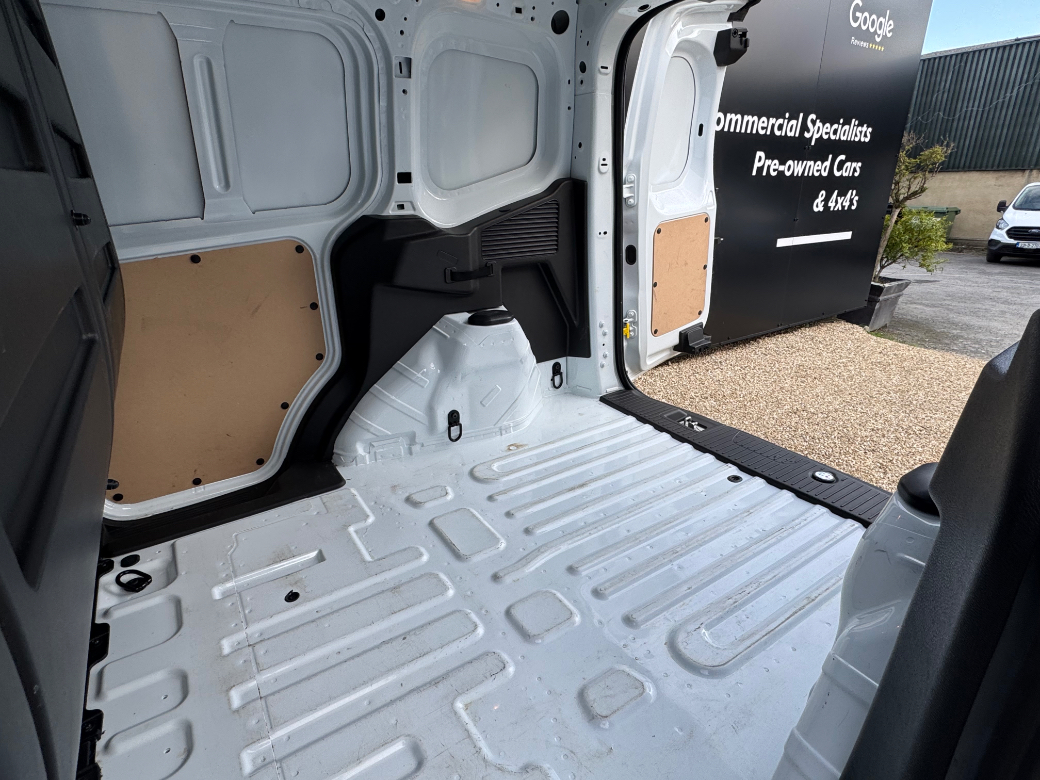 2023 Ford Transit Courier