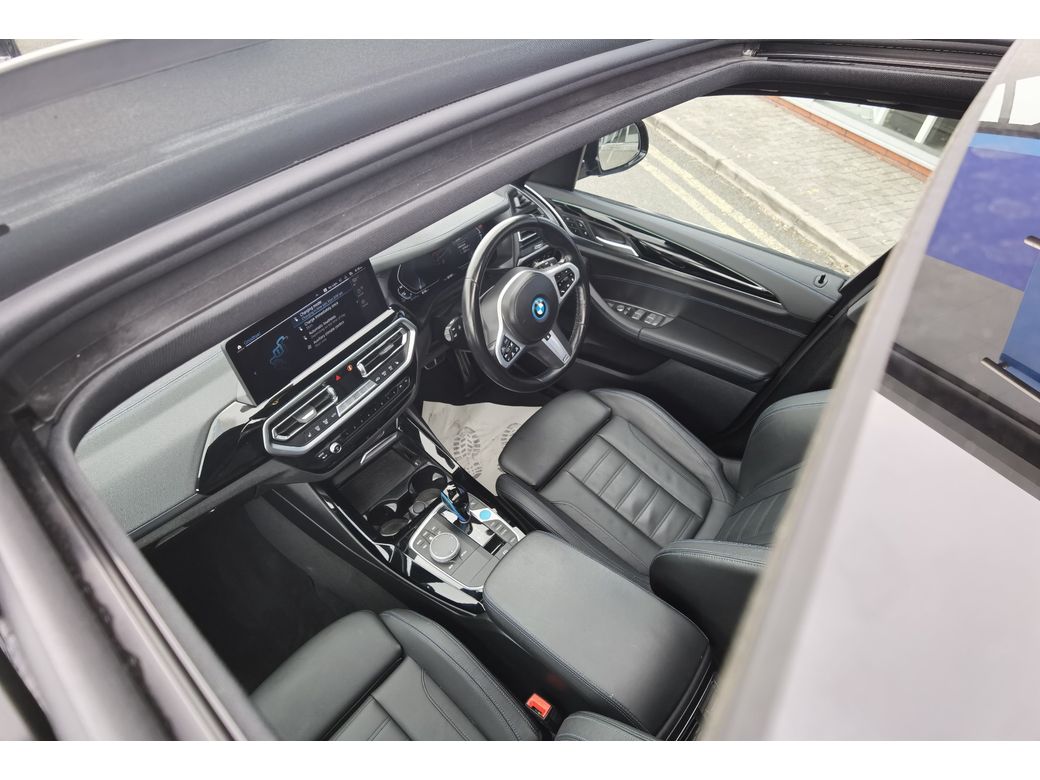 2022 BMW iX3