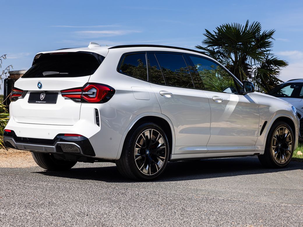 2023 BMW iX3