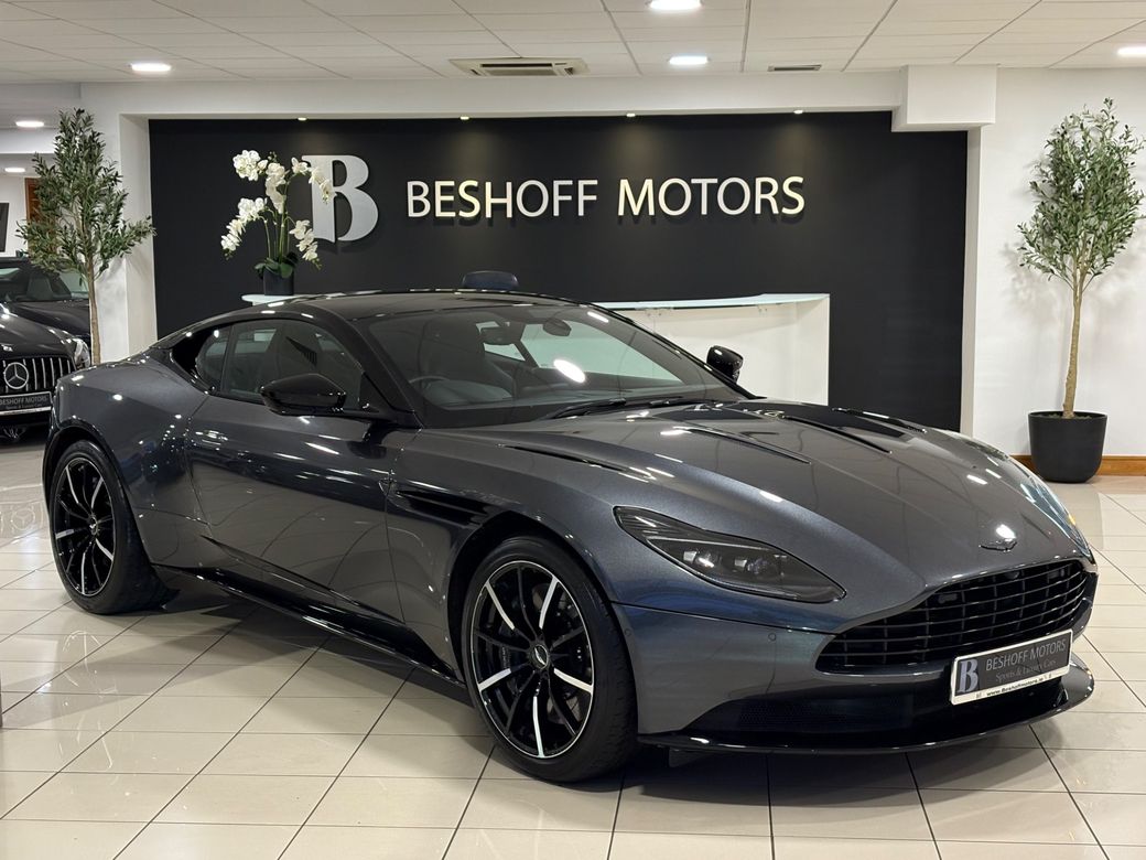 2022 Aston Martin DB11