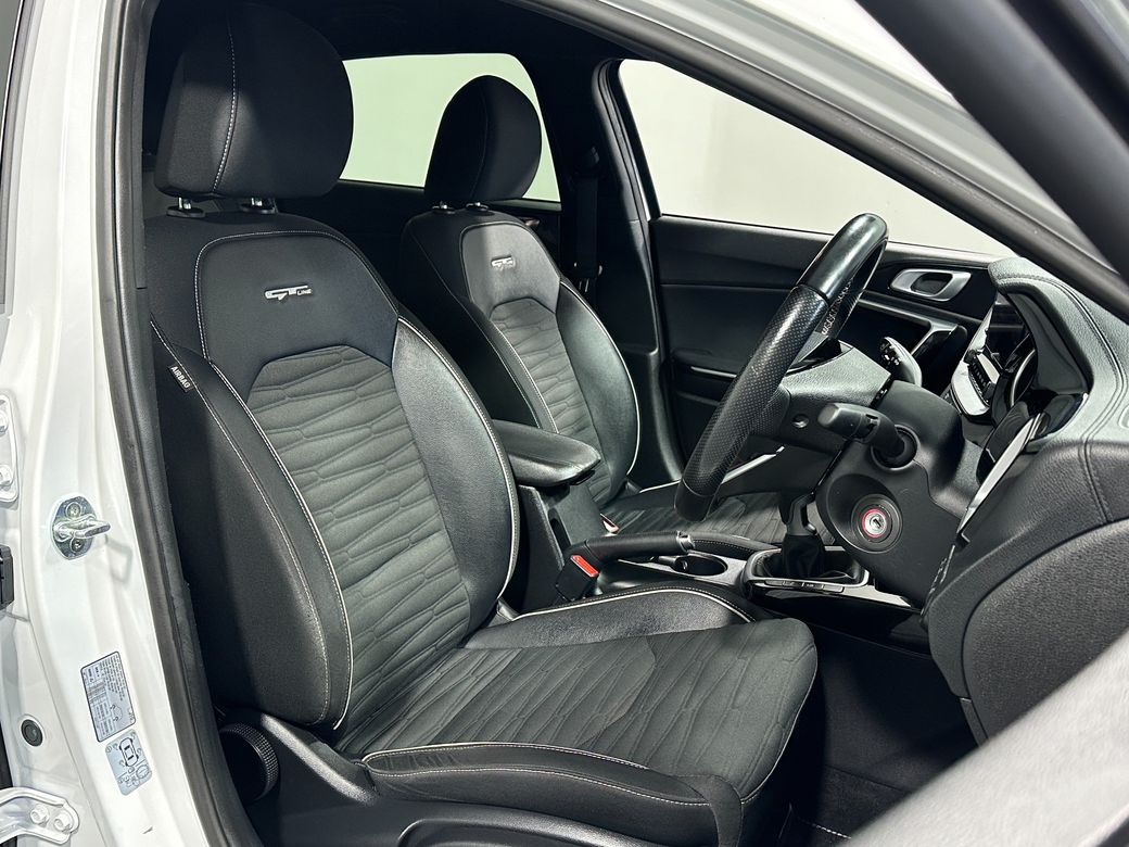 2022 Kia Ceed