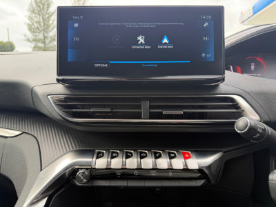 2024 Peugeot 5008