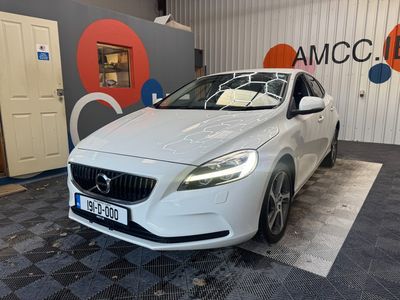 2019 Volvo V40