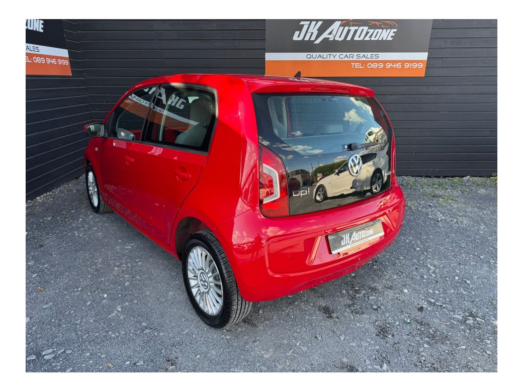 2015 Volkswagen up!