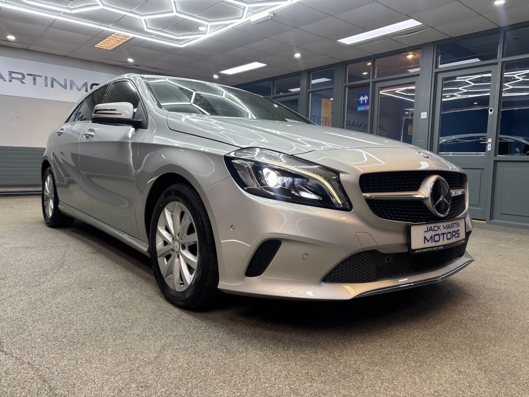2016 Mercedes-Benz A 180